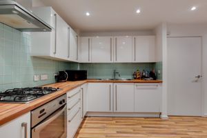 Photo 7- click for photo gallery